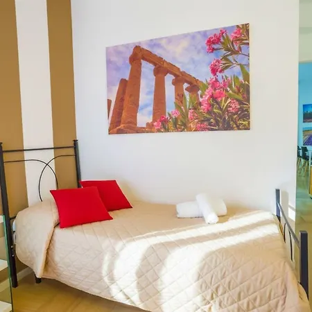 Porta Di Ponte Bed & Breakfast 4*